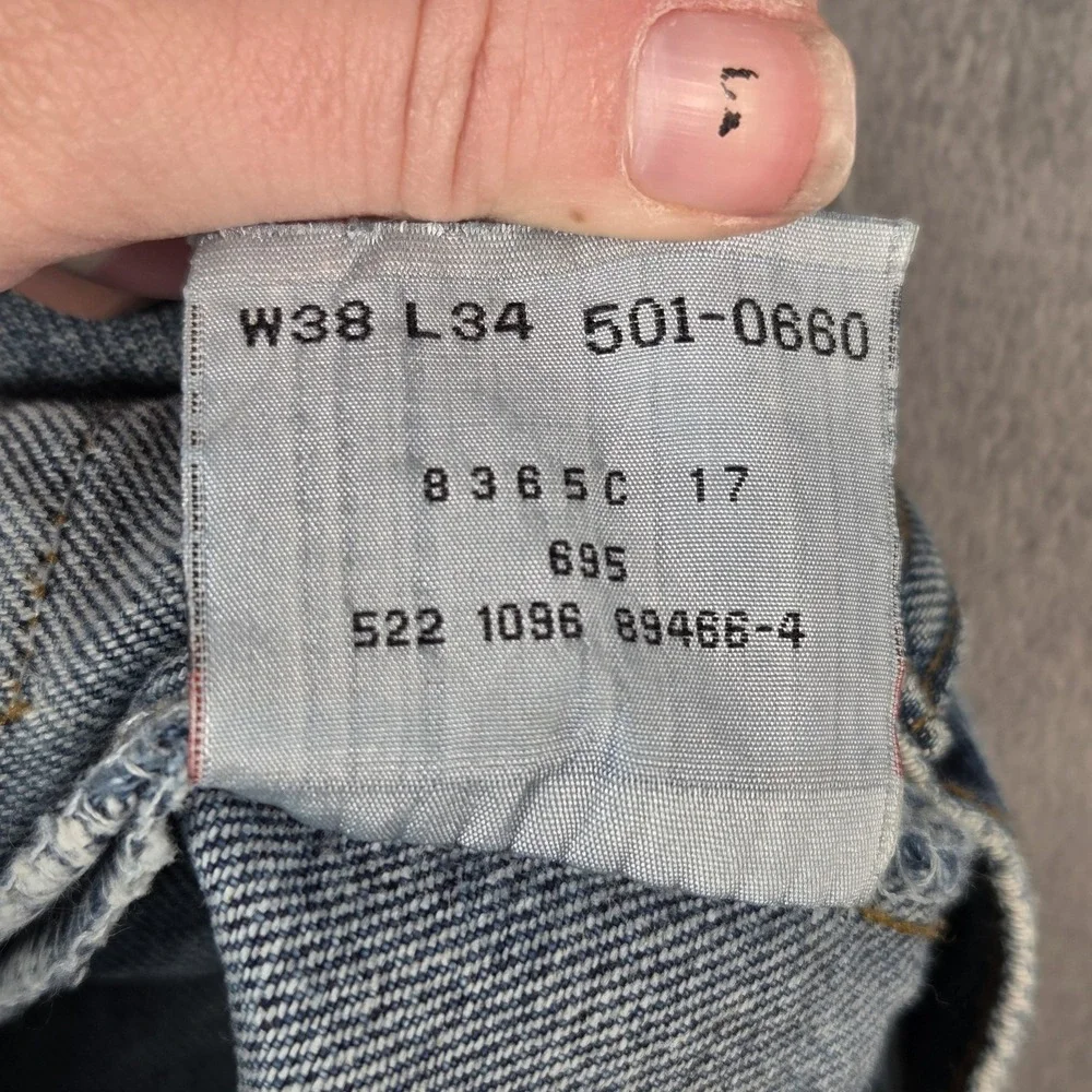 Vintage Levis 501 Jeans Mens High Rise Button Made USA‎ 90s Fits 32x26 Altered
